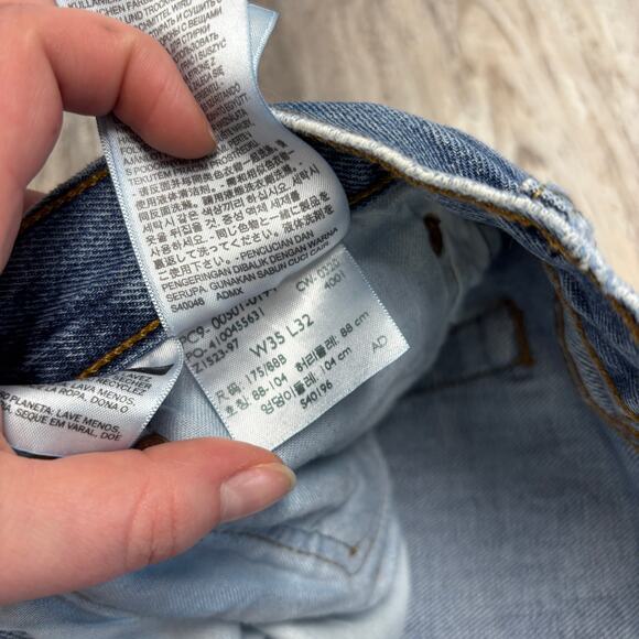 Levi's 501XX Red Tab  Blue Mens 34x31 Straight Leg Button Fly Mid Wash‎ Jeans - Picture 4 of 12